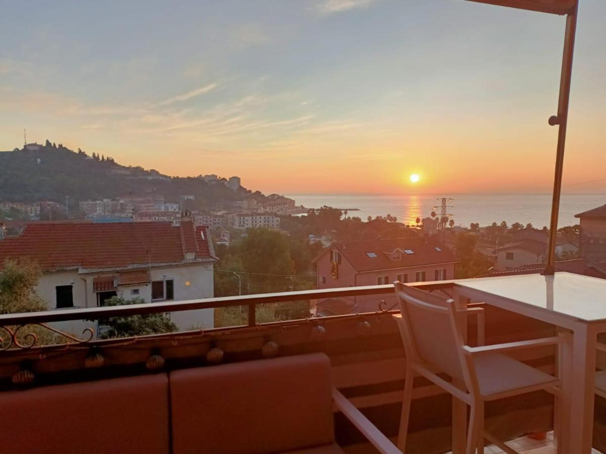 Seaview Apartment Imperia Extérieur photo