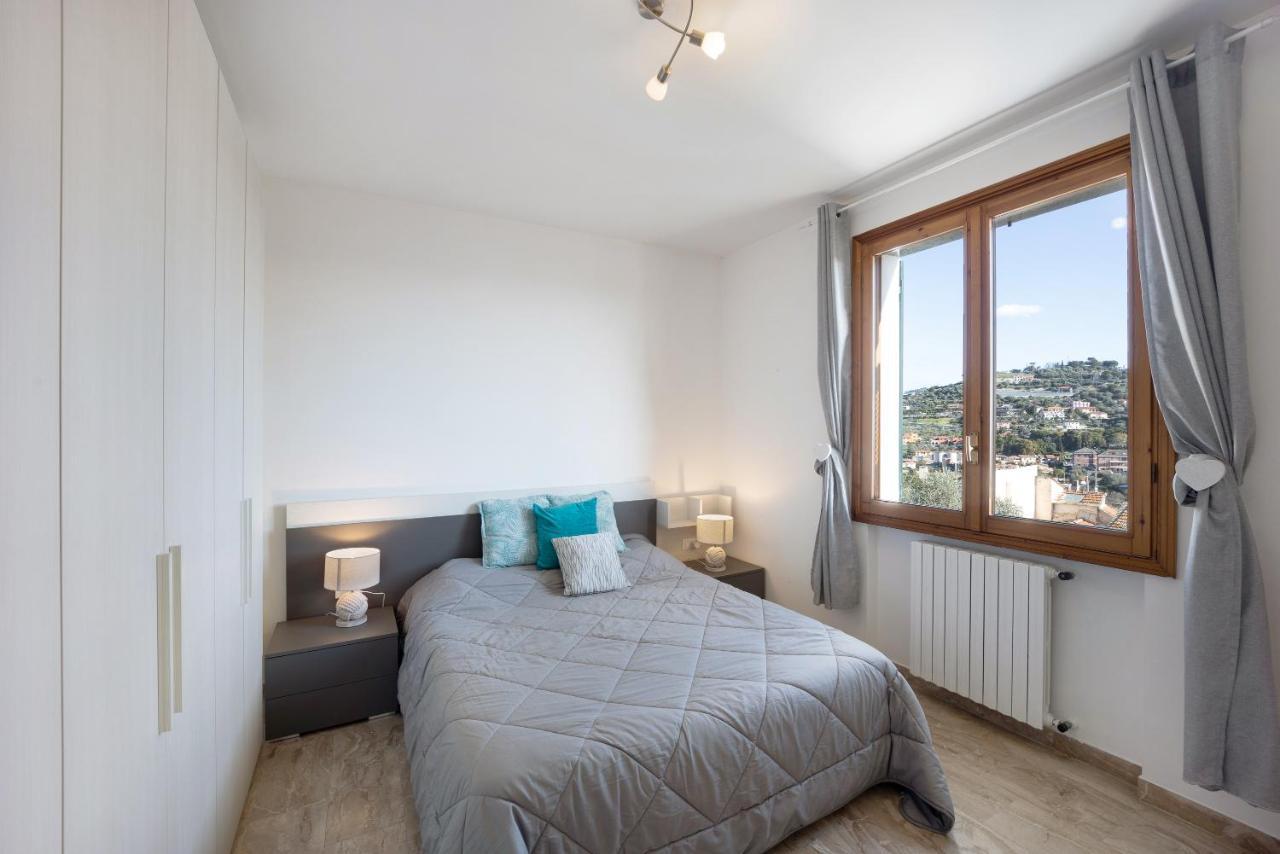 Seaview Apartment Imperia Extérieur photo